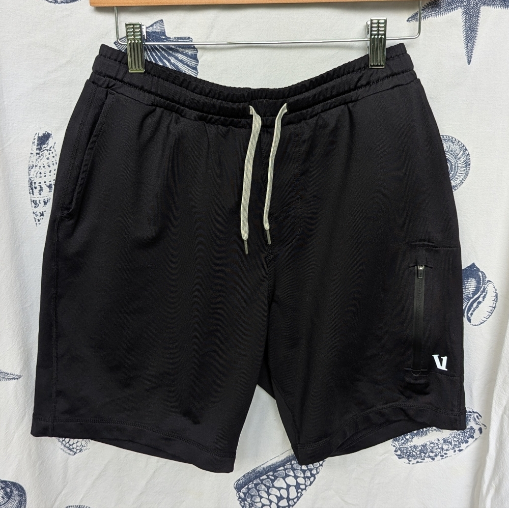 Vuori Sunday Performance Medium Shorts 7" Inseam NWOT Black